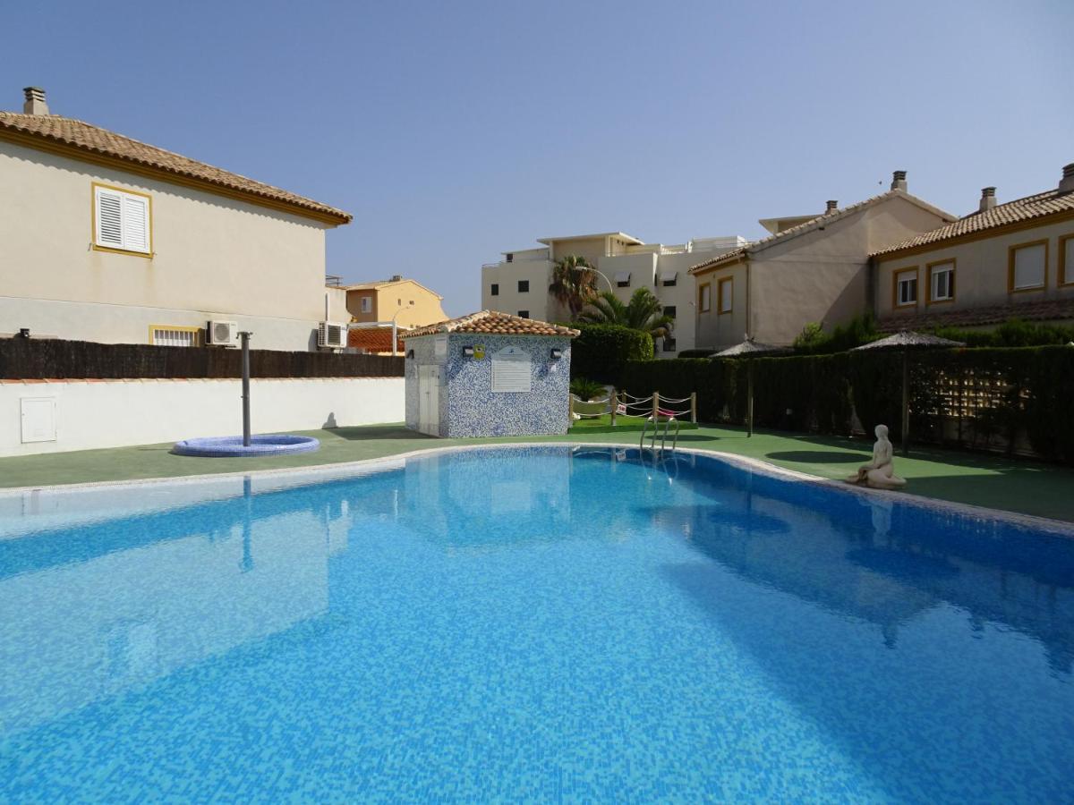 La Playa Oliva - Casa 20 Alquiler Solo Familiasアパートメント エクステリア 写真
